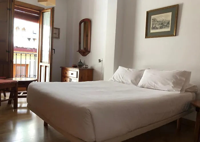 Luminous Loft In Historic Centre גרנדה
